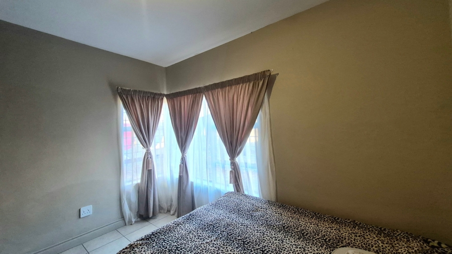 2 Bedroom Property for Sale in Dassie Rand North West